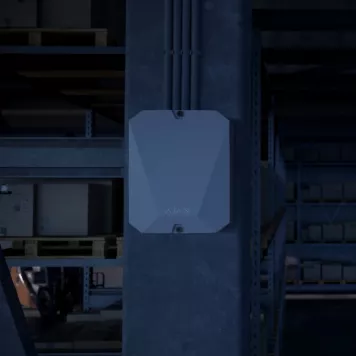 Модуль интеграции ведущих устройств посторонних Ajax MultiTransmitter Fibra белый (44410.62.WH1)-2