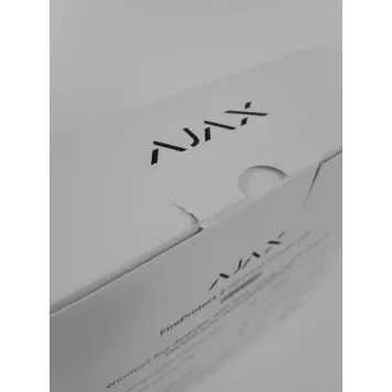 (Уценка) Беспроводной датчик дыма, температуры и угарного газа Ajax FireProtect 2 RB (Heat/Smoke/CO) (8EU) White-2